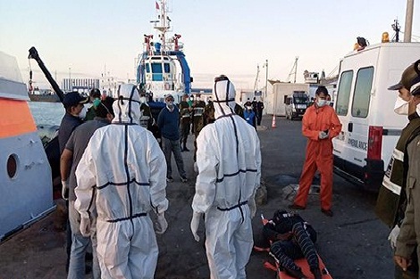 إنقاذ 21 مرشحا للهجرة السرية وانتشال جثتي امرأتين بالساحل البحري لطانطان
