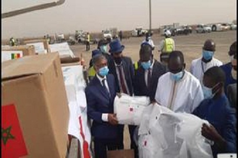 كوفيد-19 : وصول مساعدات طبية مغربية إلى دكار