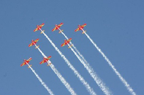 عيد العرش .. القوات الملكية الجوية تنظم استعراضات جوية يومي الاثنين والثلاثاء على مشارف شواطئ المضيق والريفيين ومارتيل