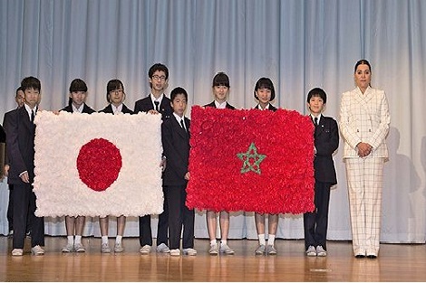 صاحبة السمو الملكي الأميرة للا حسناء تزور إحدى المدارس بطوكيو