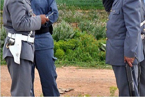 دركي يضطر لإطلاق رصاصتين تحذيريتين لتوقيف تاجر مخدرات بإقليم برشيد