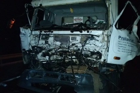 إصابة سائق شاحنة بكسور وجروح في حادثة سير ضواحي سطات