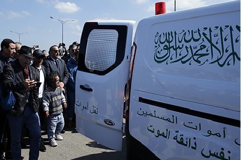 تشييع جنازة الفنان الراحل عزيز موهوب بمقبرة سيدي مسعود بالرباط