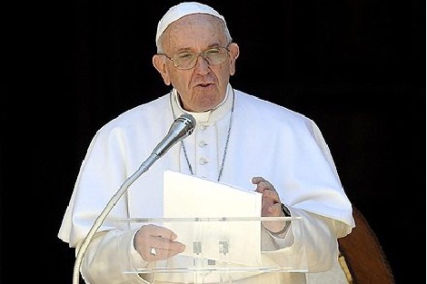 نص الخطاب الذي ألقاه قداسة البابا خلال مراسم الاستقبال الرسمي الذي خصه به أمير المؤمنين بباحة مسجد حسان بالرباط