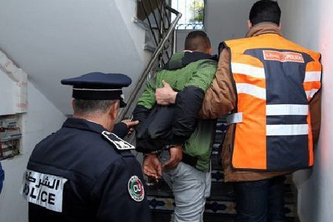 مطار محمد الخامس.. توقيف مواطن من جنسية سنغالية يشكل موضوع أمر دولي بإلقاء القبض