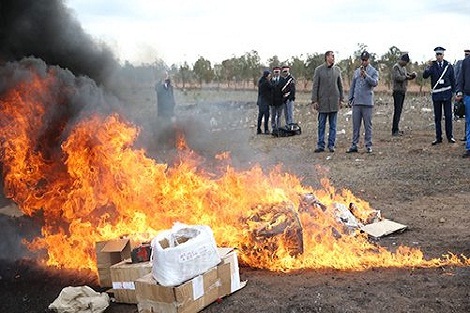 الدار البيضاء.. إتلاف كمية مهمة من المخدرات وغيرها من الممنوعات المحجوزة