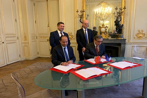 تعزيز الشراكة بين أكاديميتي الدار البيضاء سطات وباريس بتوقيع اتفاقية