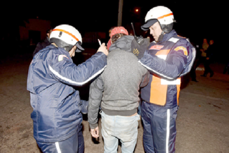 سطات.. توقيف 11 راشد و4 قاصرين رفضوا الامتثال لتدابير الطوارئ الصحية