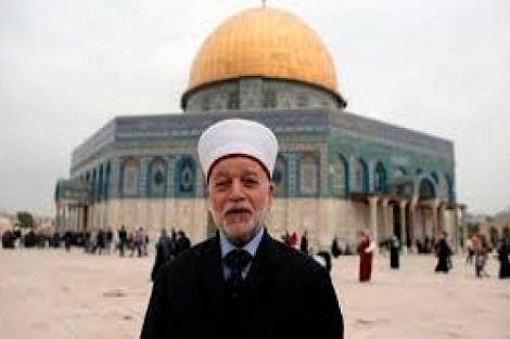 مفتي القدس يدعو الدول العربية والإسلامية إلى الدفاع عن المسجد الأقصى وحمايته من محاولات التهويد