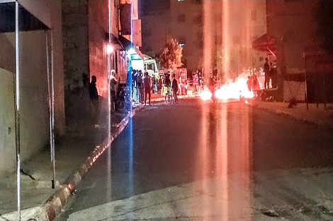 قاصرين يرشقون المصالح المختصة بالحجارة بحي ميمونة بسطات خلال طقوس”الشعالة”