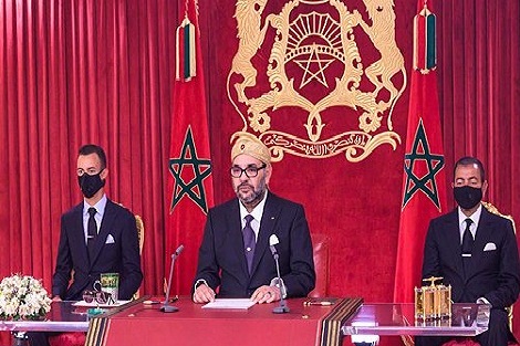 صاحب الجلالة يوجه خطابا ساميا إلى الأمة بمناسبة الذكرى الـ67 لثورة الملك والشعب