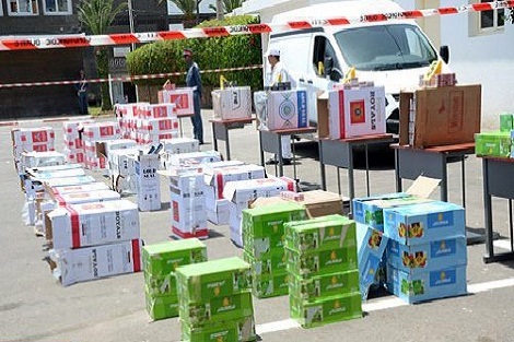 جمارك أكادير تحبط محاولة تهريب كمية كبيرة من السجائر ومادة “المعسل”