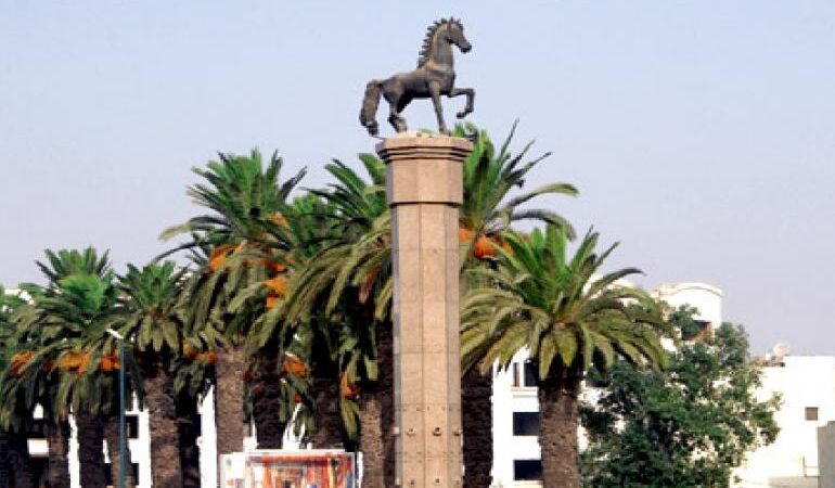 الباعة الجائلين بسطات واحتلال الملك العمومي بسطات في غياب الجهات المختصة