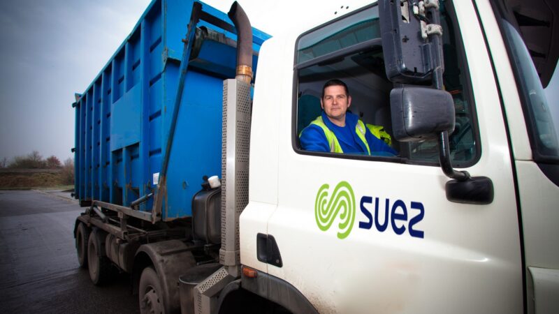 مجموعة “SUEZ” تفوز بعقد لتدبير نفايات الشركة المغربية للتبغ