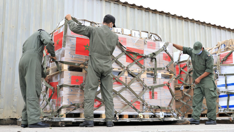 الجيش اللبناني يتسلم دفعة ثانية من المساعدات الغذائية الموجهة بتعليمات ملكية سامية لفائدة القوات المسلحة اللبنانية والشعب اللبناني