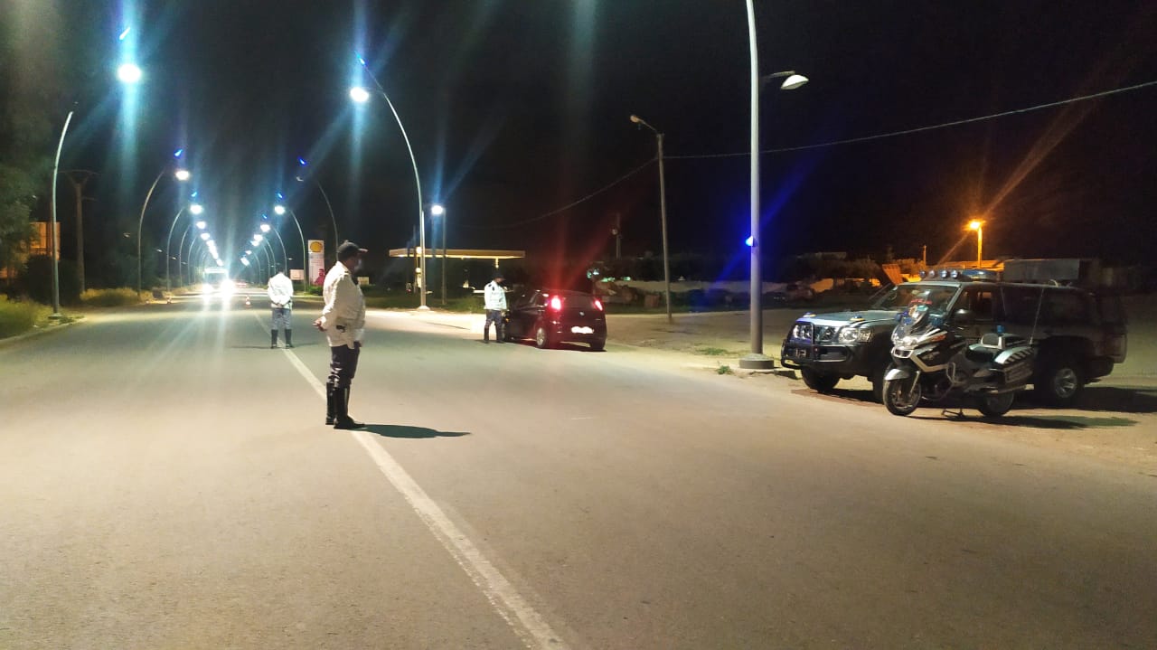 الدرك الملكي بسطات يسهر على احترام حالة الطوارئ الصحية وحظر التجول  الليلي