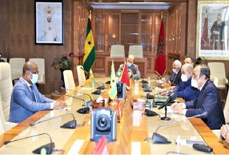 رئيس الجمعية الوطنية لساوتومي وبرينسيبي يجدد التأكيد على دعم بلاده الثابت لمغربية الصحراء