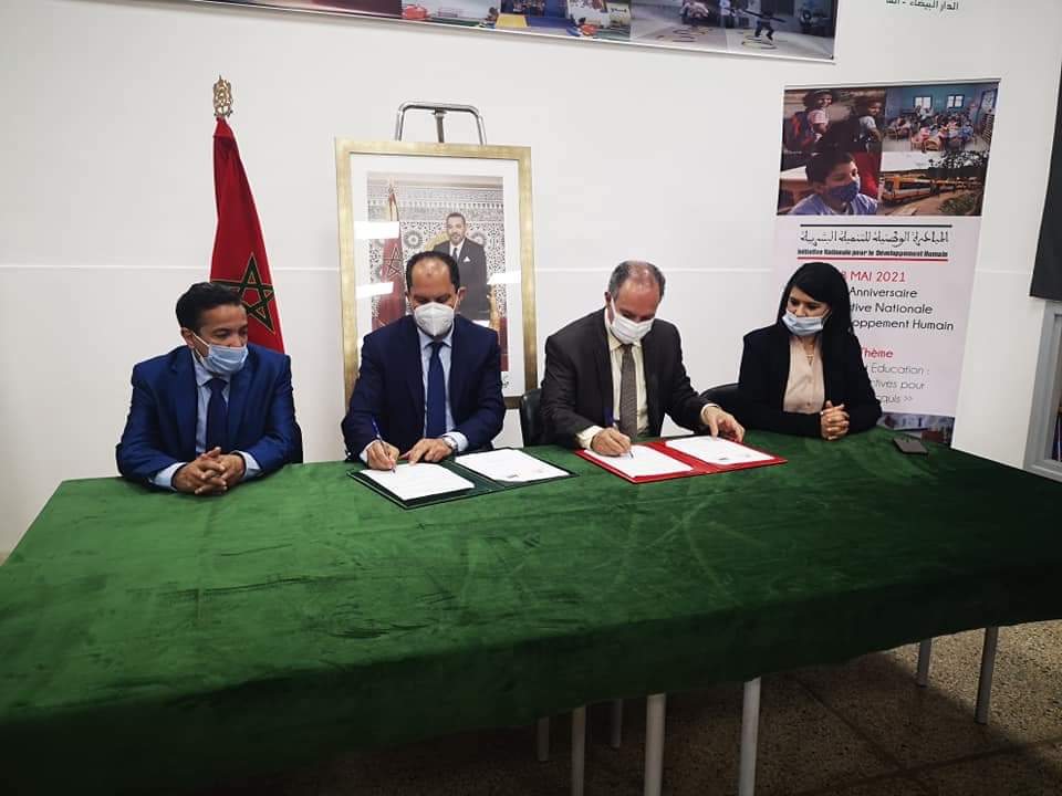 توقيع بروتوكول تعاون بين عمالة مقاطعات الدارالبيضاء أنفا والاكاديمية الجهوية للتربية والتكوين لجهة الدارالبيضاء سطات لخلق فضاء للتسامح والعيش المشترك.