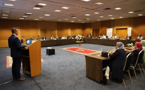 الصخيرات.. عرض تجربة وزارة الصحة في مجال التدبير اللامتمركز للموارد البشرية