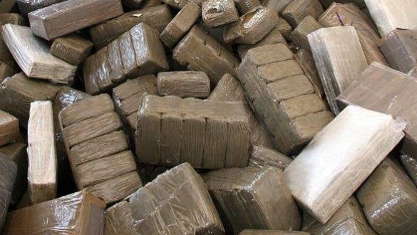 الدرك الملكي ببرشيد يجهض محاولة تهريب طن ونصف من مخدر الشيرا