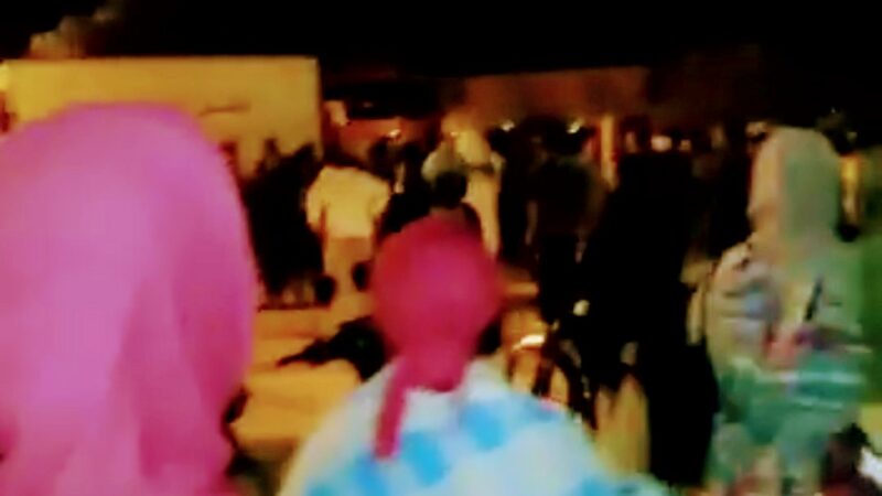 خروج  المئات من ساكنة جماعة كيسر ليلا يشككون في سبب وفاة محمد ياسين الداودي