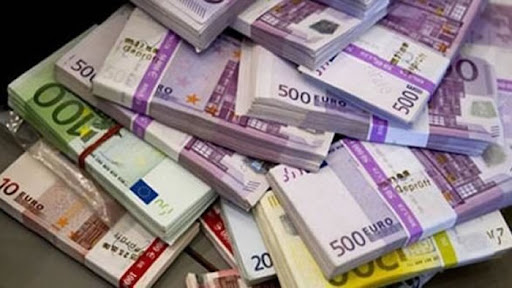 حجز أزيد من 52 ألف أورو غير مصرح بها بميناء طنجة المتوسط