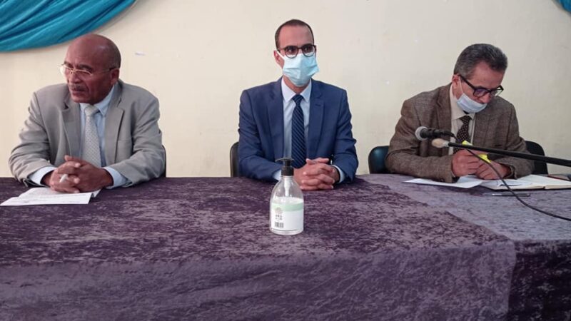 المدير الإقليمي  بسطات يحتفي باليوم الوطني الأول لجمعيات آباء وأمهات وأولياء التلاميذ