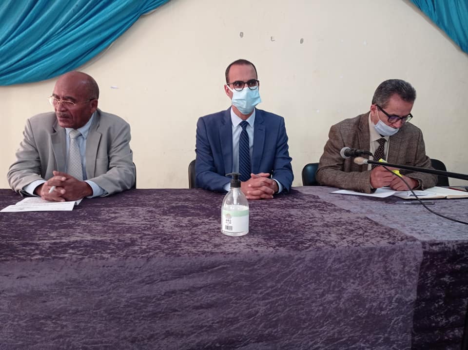 المدير الإقليمي  بسطات يحتفي باليوم الوطني الأول لجمعيات آباء وأمهات وأولياء التلاميذ