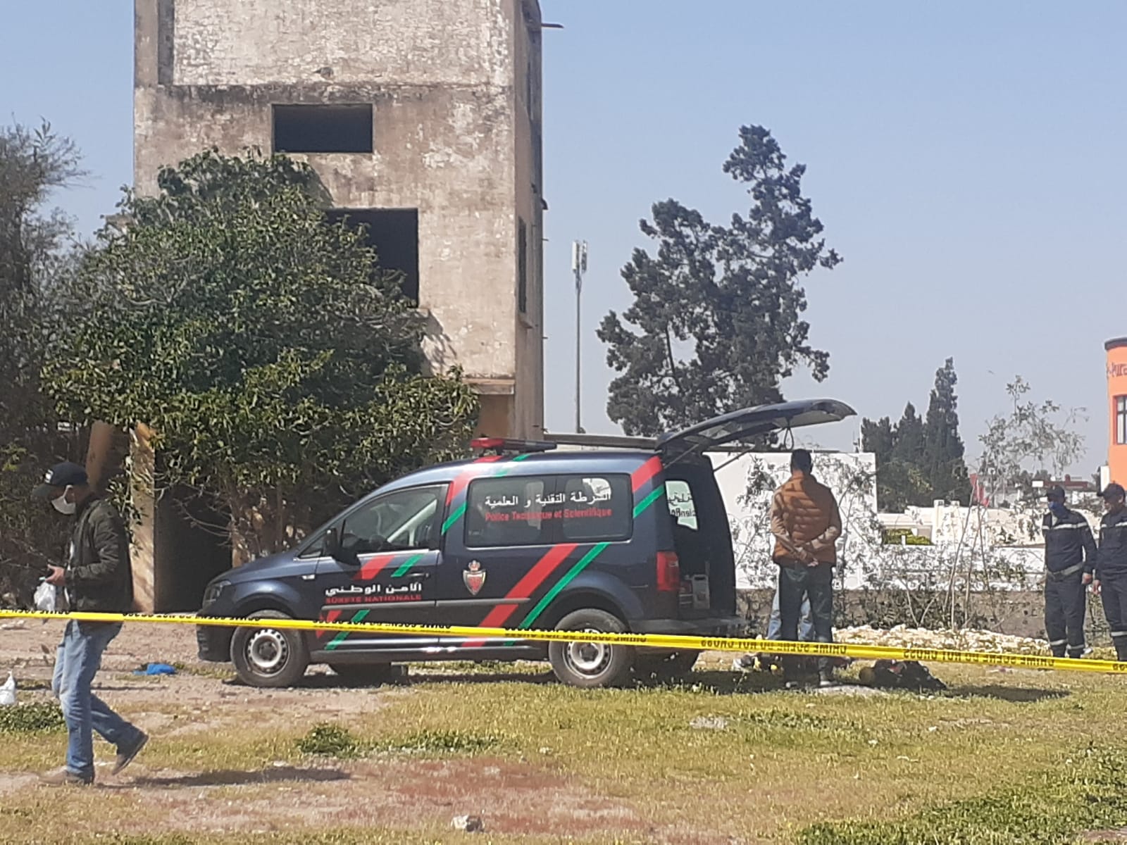 العثور على جثة أربعيني  ببناية مهجورة قرب السوق الأسبوعي بسطات.