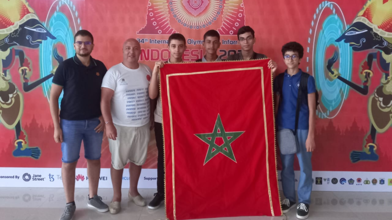 المغرب يُتوج للمرة الثانية بالميدالية البرونزية في الأولمبياد العالمي للبرمجة بأندونيسيا