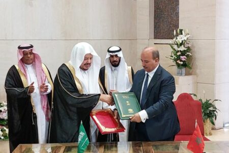 توقيع مذكرة تفاهم بين مجلس المستشارين ومجلس الشورى بالمملكة العربية السعودية