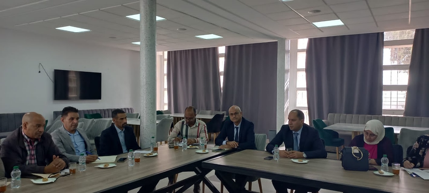 مدير الأكاديمية الجهوية للتربية والتكوين لجهة الدار البيضاء سطات يترأس لقاء تأطيريا لفائدة مسؤولو التواصل بأكاديمية جهة الدار البيضاء سطات والمديريات الإقليمية