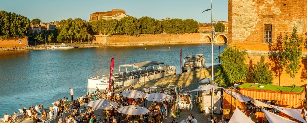 وفد من طرفاية يزور تولوز لتعزيز التعاون اللامركزي مع أوكسيتانيا