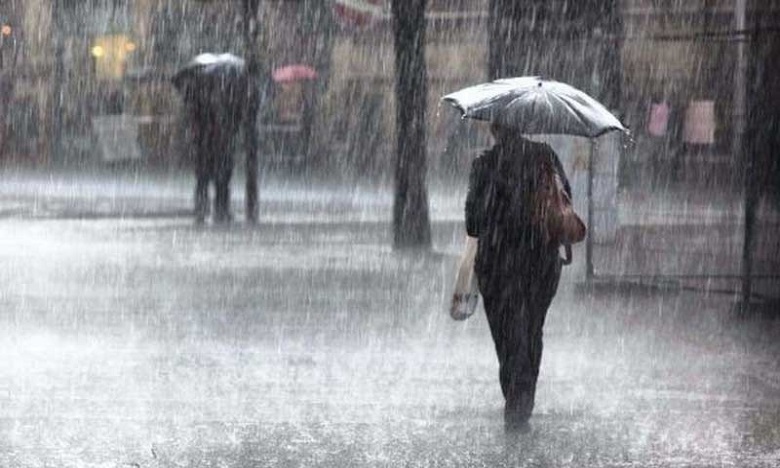 زخات مطرية قوية أحيانا رعدية وتساقطات ثلجية مرتقبة يومي الخميس والجمعة بعدد من مناطق المملكة (نشرة خاصة)