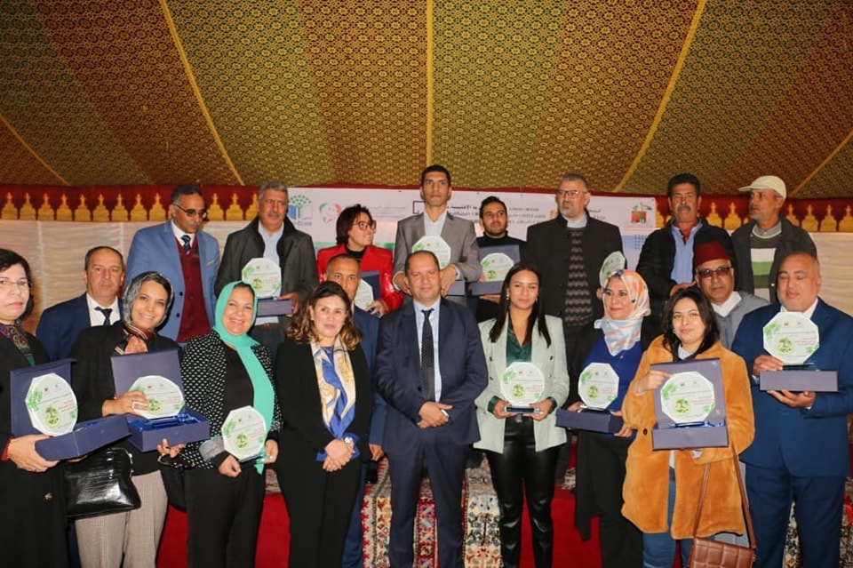 مدير الأكاديمية الجهوية للتربية والتكوين لجهة الدار البيضاء سطات و عامل إقليم برشيد يترأسان حفلا جهويا لتتويج المدارس الإيكولوجية بالجهة برسم موسم 2021-2022