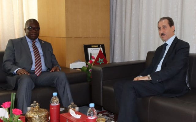 الداكي يتباحث بالرباط مع وفد قضائي من كينيا