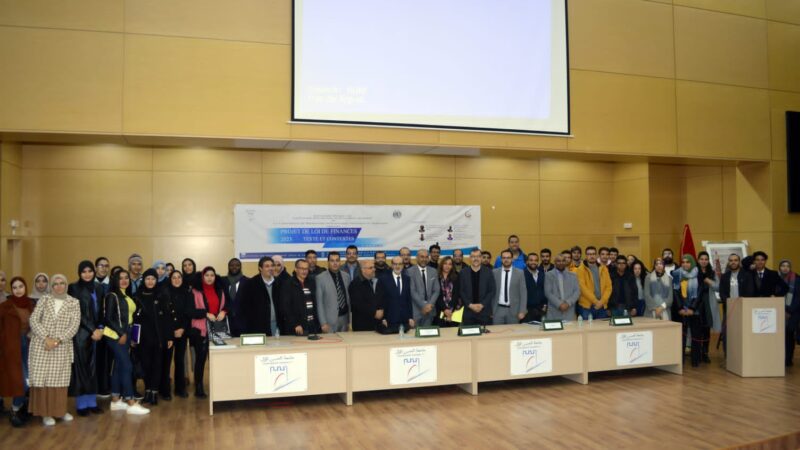 نظمت كلية الاقتصاد والتدبير بسطات يوما دراسيا حول موضوع “مشروع قانون المالية لسنة 2023: النص والسياقات” 