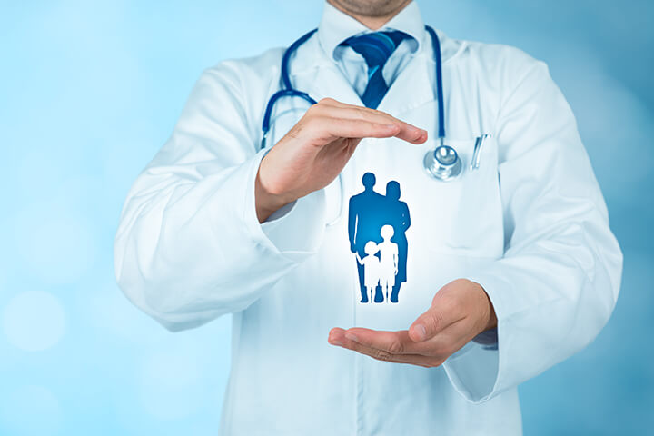 تعميم التأمين الإجباري الأساسي عن المرض رهين بتطوير المستشفى العمومي (تقرير المجلس الأعلى للحسابات)