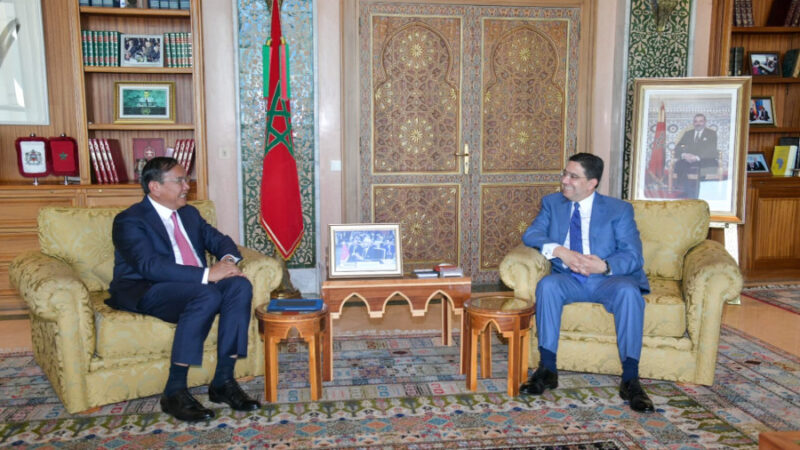 كمبوديا تشيد بريادة جلالة الملك وبسياسته الحكيمة الرامية إلى ضمان الازدهار والاستقرار للمملكة (بيان مشترك)