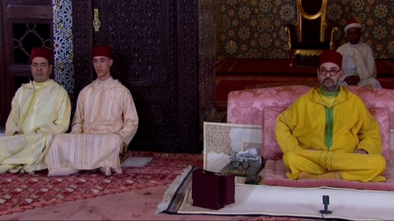 أمير المؤمنين يترأس الدرس الأول من سلسلة الدروس الحسنية الرمضانية