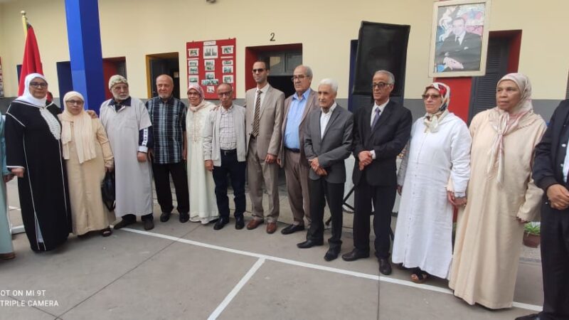 مدرسة مولاي عبد الله بسطات تحتفي بالأطر الإدارية والتربوية المتقاعدين