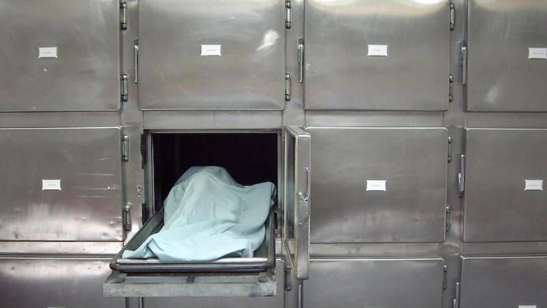 سائق من ذوي الاحتياجات الخاصة يتسبب مصرع ثلاثيني وإصابة أخر بجروح خطيرة