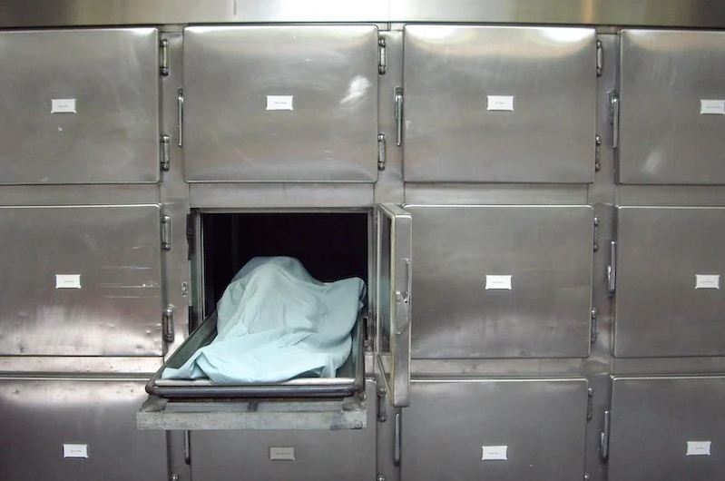 سائق من ذوي الاحتياجات الخاصة يتسبب مصرع ثلاثيني وإصابة أخر بجروح خطيرة