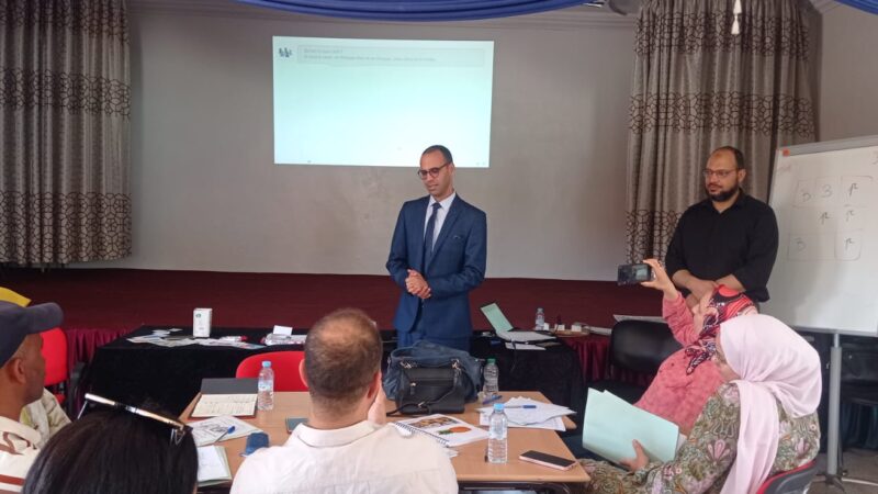 المدير الإقليمي يتتبع سير الدورة الوطنية للتكوين في الدعم باعتماد مقاربة التدريس وفق المستوى المناسب TARL بالثانوية التأهيلية الرازي