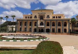 عامل إقليم سطات يجوب شوارع المدينة لهذا السبب