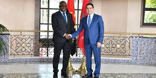 أنغولا تشيد بريادة جلالة الملك بشأن قضية الهجرة على الصعيدين الإفريقي والدولي (بيان مشترك)