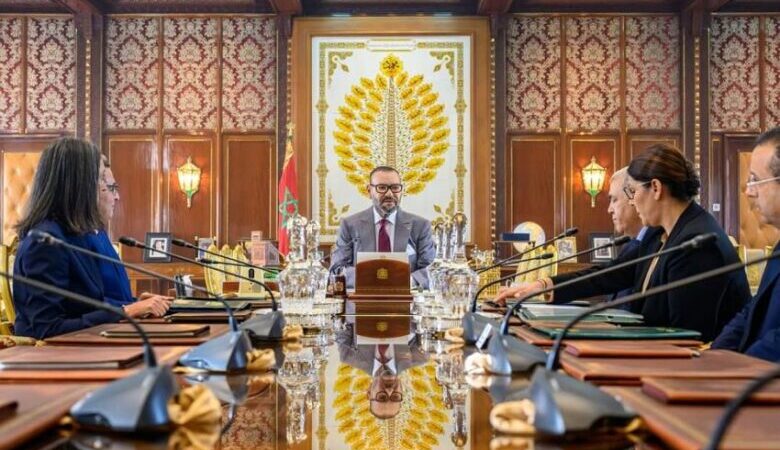 الدعم الاجتماعي المباشر يعكس الإرادة الملكية بشأن تعزيز العدالة الاجتماعية بالمغرب (جامعي)