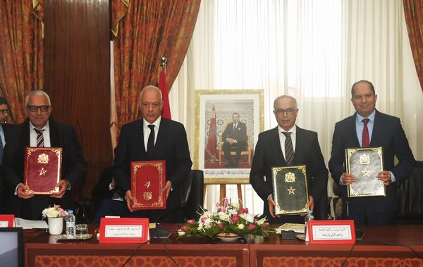 اتفاقية تعاون وشراكة بين وزارة التربية الوطنية والتعليم الأولي والرياضة وولاية جهة الدار البيضاء سطات والأكاديمية الجهوية ومجلس الجهة