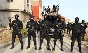  تفكيك شبكة إرهابية مكونة من أربعة عناصر ينشطون في مجال تجنيد وإرسال مقاتلين من أجل الالتحاق بفرع تنظيم “داعش” بمنطقة الساحل جنوب الصحراء (بلاغ)