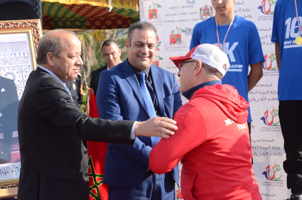 عامل عمالة مقاطعات عين السبع الحي المحمدي يترأس فعاليات البطولة الإقليمية للعدو الريفي